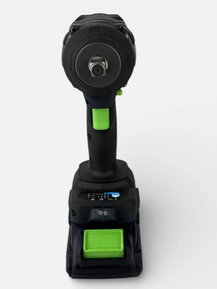 Гайковерт IVASAKI Pro НС650Н (2АКБ-4Ач) Гайковерт IVASAKI Pro НС650Н (2АКБ-4Ач)