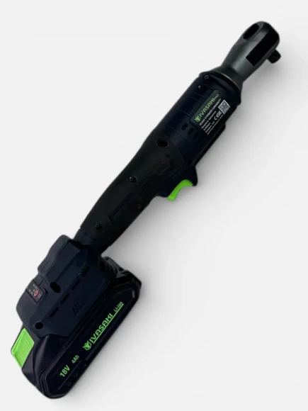 Угловой гайковерт IVASAKI Pro HC80Н (1АКБ-4Ач) Угловой гайковерт IVASAKI Pro HC80Н (1АКБ-4Ач)